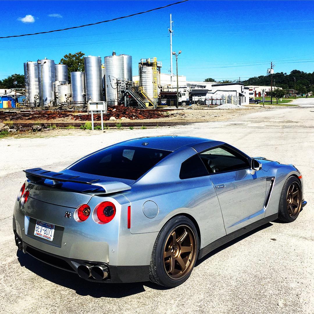 Nissan GT-R With Agency Power Dry Carbon Gurney Spoiler and TE37 Wheels